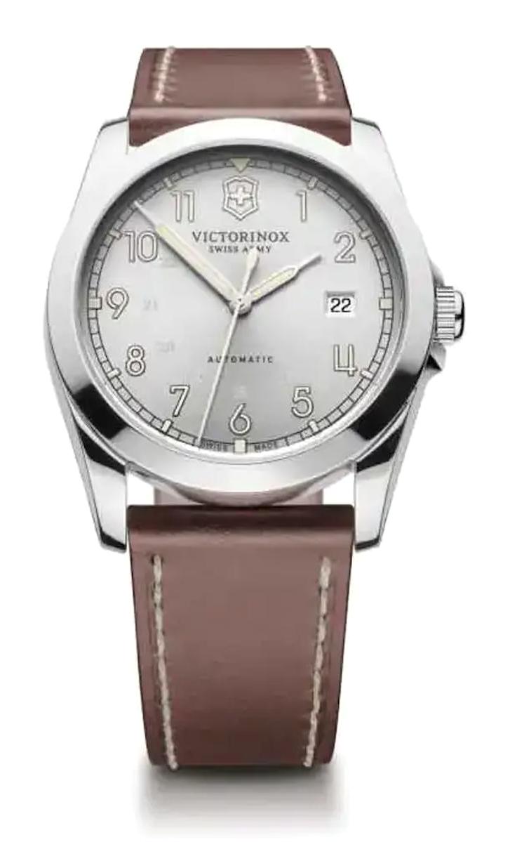 Victorinox Swiss Army 241566 Takvimli 40 mm Kahverengi Deri Kordon Analog Kol Saati