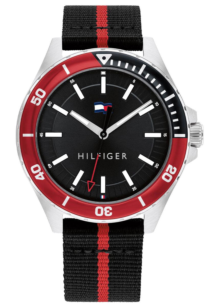 Tommy Hilfiger TH1792010 Takvimli 44 mm Kırmızı-Siyah Silikon Kordon Analog Erkek Kol Saati