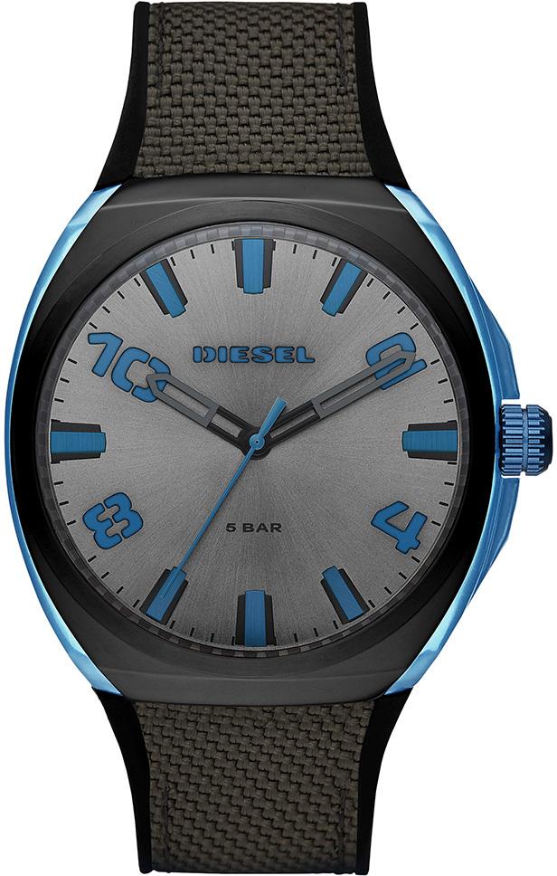 Diesel DZ1885 Takvimli 42 mm Siyah Kanvas Kordon Analog Erkek Kol Saati