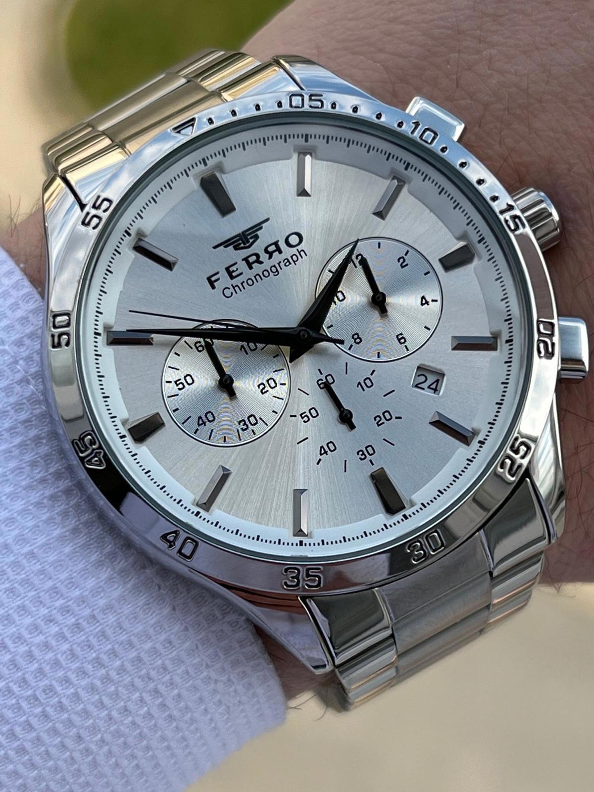 Ferro EFM31382-A223 Su Geçirmez Takvimli 44 mm Çelik Kordon Analog Erkek Kol Saati