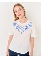 Jimmy Key Beyaz Kısa Kollu İşlemeli Çiçek Detaylı T-Shirt S
