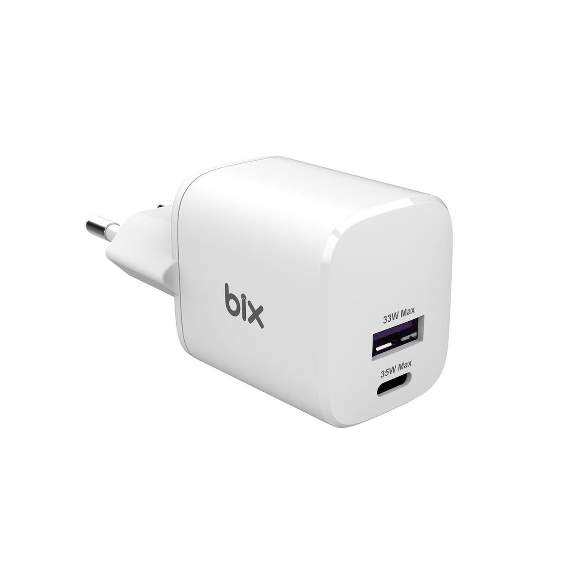 Bix Universal Type-C Kablolu 35 W Hızlı Şarj Aleti Beyaz