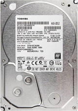 Toshiba DT01ACA200 2 TB 3.5 İnç 7200 RPM 64 MB SATA 3.0 PC Harddisk