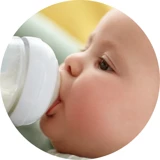 Philips Avent Natural Polipropilen Gaz Yapmayan Antikolik Yavaş Akışlı Kulpsuz 1+ Ay Mavi Yuvarlak Uçlu Bebek Biberon 260 ml