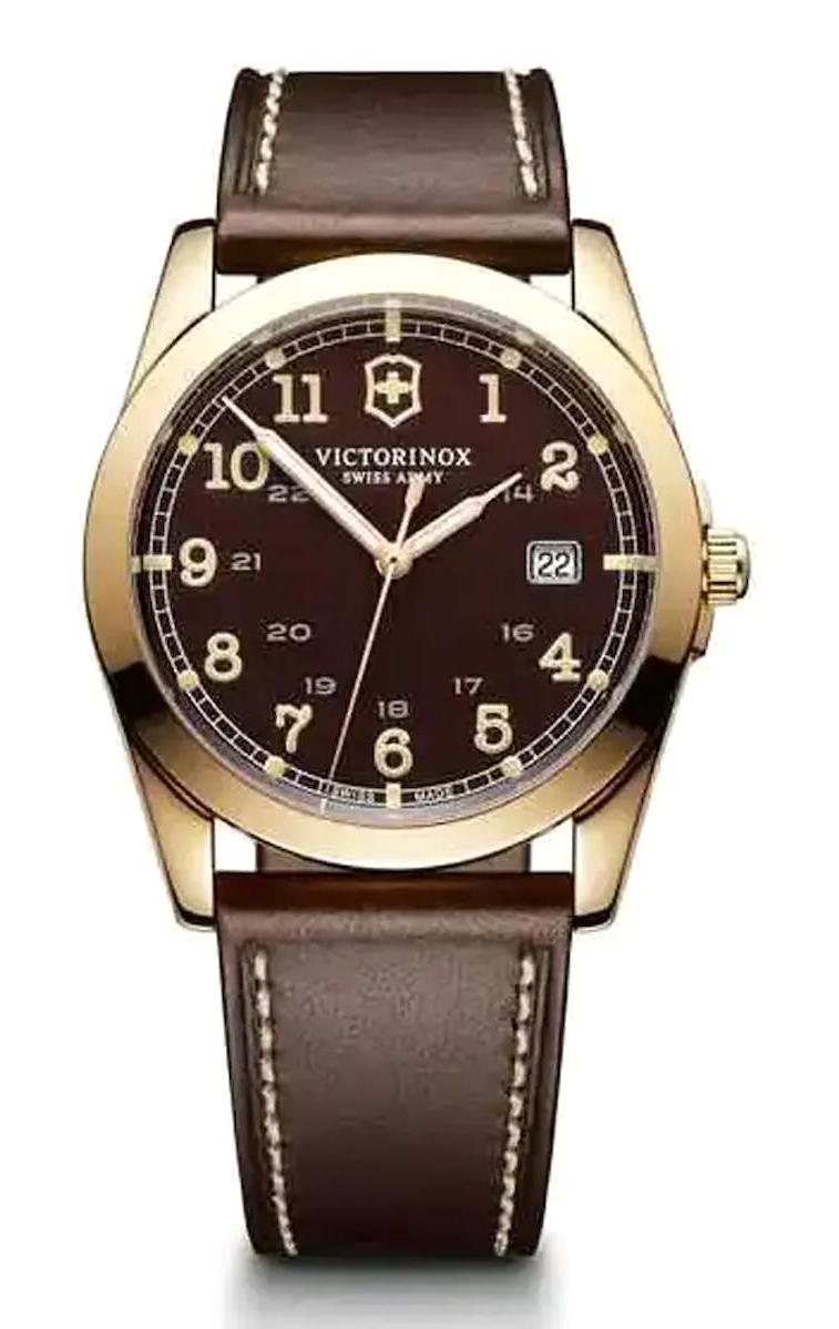 Victorinox Swiss Army 241645 Pusulalı Takvimli 40 mm Kahverengi Deri Kordon Analog Kol Saati