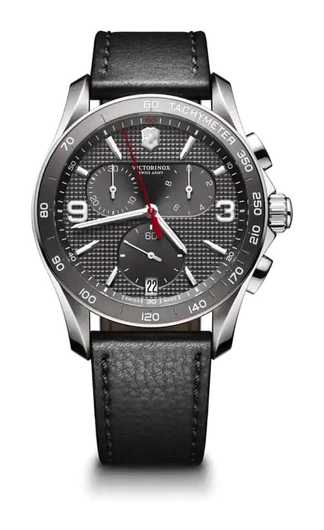 Victorinox Swiss Army 241657 Pusulalı Takvimli 41 mm Siyah Deri Kordon Analog Kol Saati