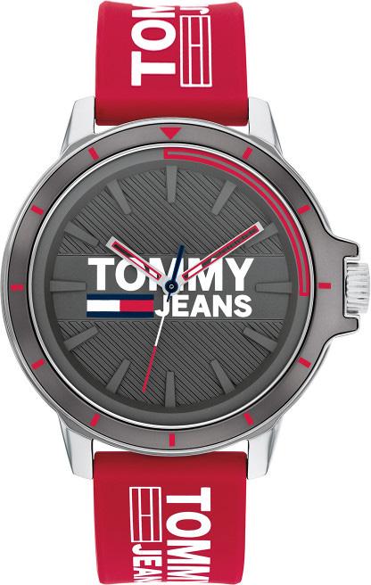 Tommy Hilfiger TH1791826 44 mm Kırmızı Silikon Kordon Analog Kol Saati