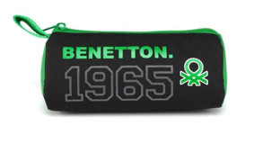 United Colors Of Benetton 1965 Logo Siyah-Yeşil Düz Kumaş Tek Gözlü Logolu Üçgen Cüzdan Kalemlik