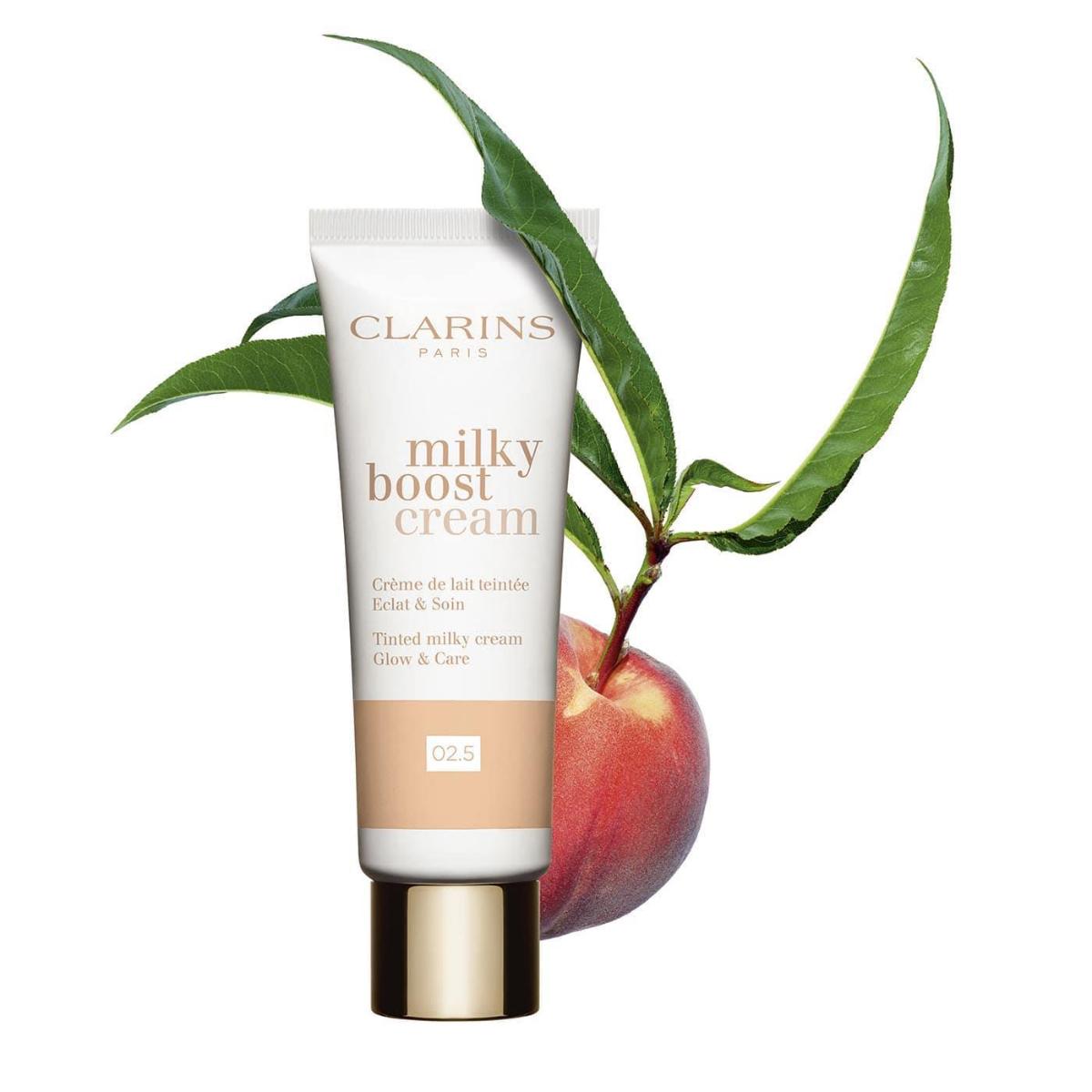 Clarins Milky Boost Cream 02.5 Tüm Ciltler İçin Işıltılı BB Krem