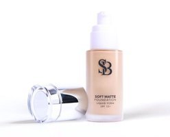 Selin Beauty Soft Matte Light Su Bazlı Güneş Koruyuculu Likit Serum Fondöten 40 ml