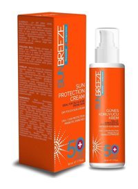 Sun Breeze 50 Faktör Karma Ciltler İçin Leke Karşıtı Nemlendirici Yağsız Suya Dayanıklı Yüz Güneş Kremi 50 ml