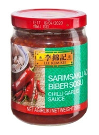 Lee Kum Kee Sarımsaklı 226 gr Acı Sos