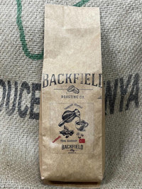 Backfield Roasting Kafeinsiz Sade Orta Kavrulmuş Türk Kahvesi 250 gr