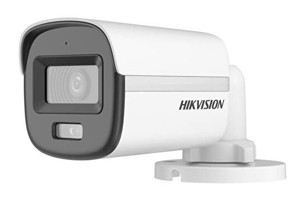 Hikvision DS-2CE10DF0T-LPFS Analog 1 Kameralı 360 Derece Dönme Gece Görüşlü Zoom IP Dış Mekan Kablolu Güvenlik Kamerası