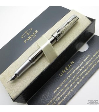 Parker Urban Premium Gümüş Yaldız Dolma Kalem