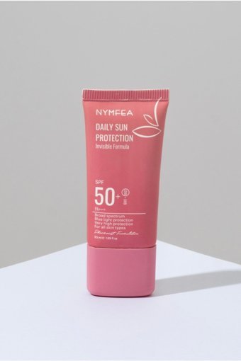 Nymfea 50 Faktör Tüm Ciltler İçin Nemlendirici Suya Dayanıklı Yüz Güneş Kremi 50 ml