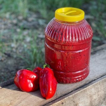 Kırmızı Ayı Ev Yapımı Organik Hatay Acısız Biber Salçası 5 kg