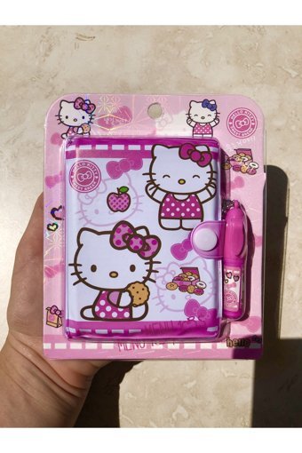 Aryahanım Hello Kitty Kalemli A7 Çizgili Çıtçıtlı Küçük Boy Altın Set Not Defteri