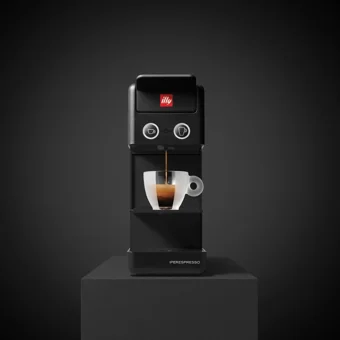 F. Francis Y3.3 2300 W Alüminyum Tezgah Üstü Kapsüllü Mini Espresso Makinesi Siyah