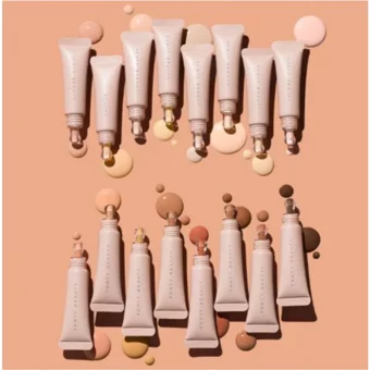 Fenty Beauty No:04 Nemlendiricili Göz Altı ve Yüz Likit Tüp Kapatıcı