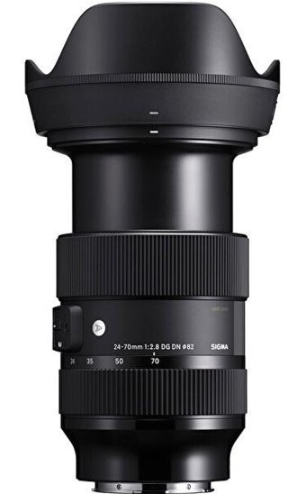 Sigma 24-70 mm f/2.8 Lens