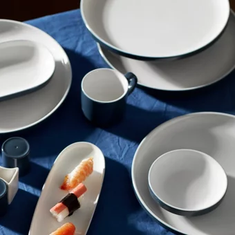 Karaca Nordic Yuvarlak 27 Parça 6 Kişilik Porselen Kahvaltı Takımı Beyaz-Lacivert