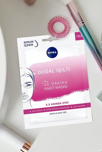 Nivea Doğal Işıltı Nemlendiricili Soyulabilir Kağıt Yüz Maskesi