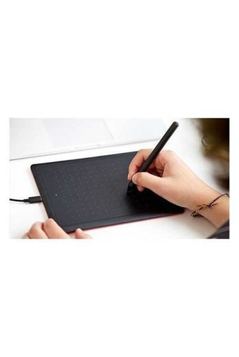 Wacom CTL-472 13.3 inç Ekranlı Kalemli Kablolu Grafik Tablet Siyah