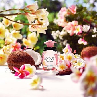 Dolce & Gabbana Dolce Garden EDP Meyveli Kadın Parfüm 50 ml